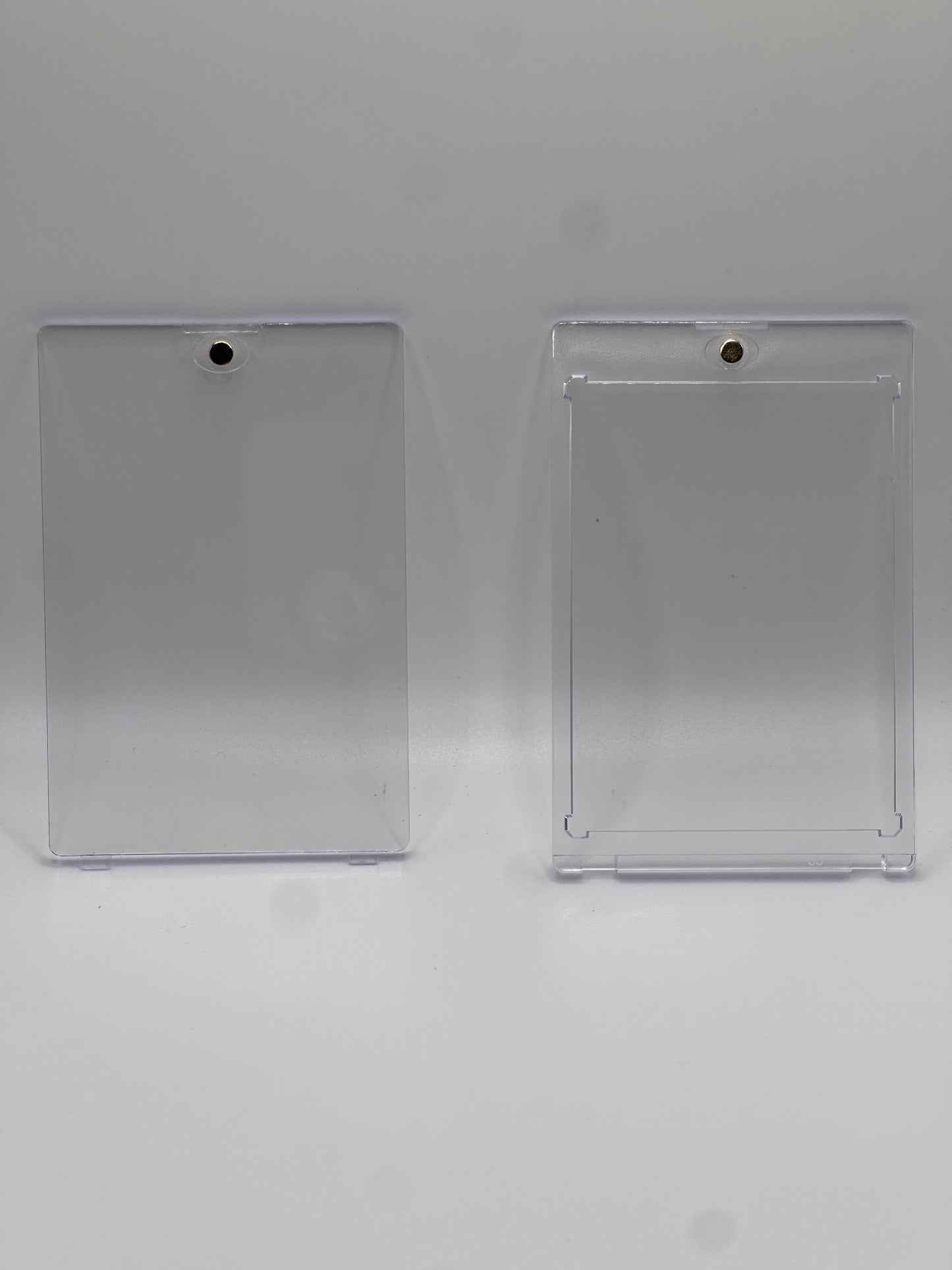 UV Clear Card Holder with Magnetic Closure for Trading Cards