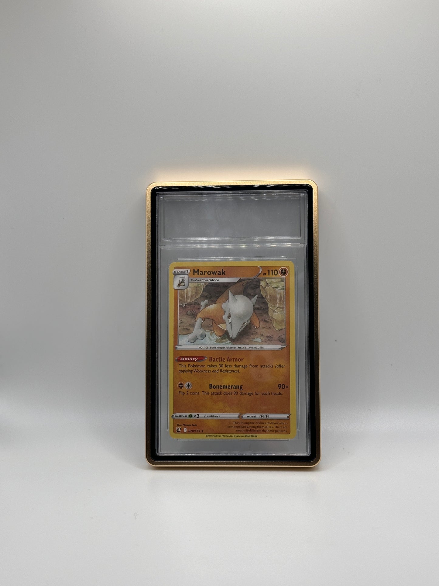 Gold CGC Magnetic Metal Case for Graded Sport Pokemon TCG Card