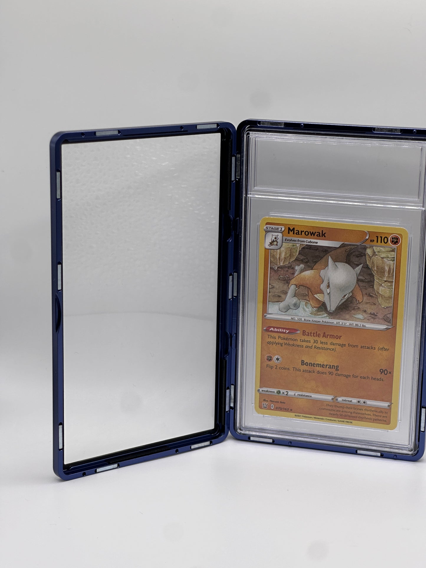 Blue PSA CGC Magnetic Metal Case for Graded Sport Pokemon TCG Card