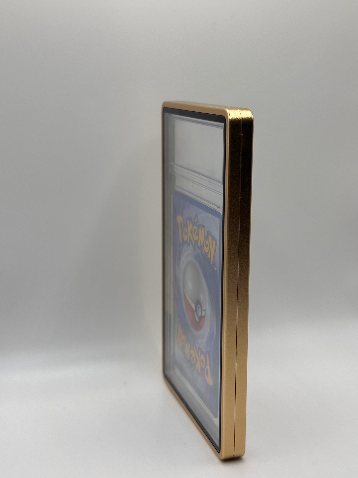 Goldenes magnetisches CGC-Metallgehäuse für Graded Sport Pokemon TCG-Karte